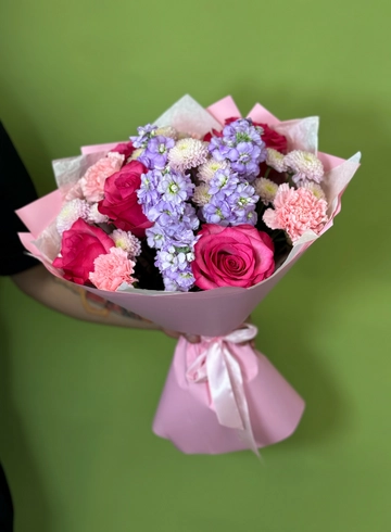 Сборный букет &laquo;Оливия&raquo; от интернет-магазина цветов в 