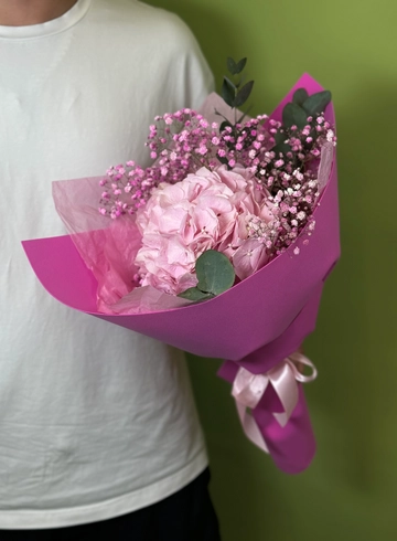 Букет с гортензией &laquo;Облако&raquo; от интернет-магазина цветов в 