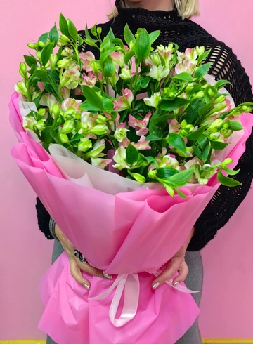 7 нежных альстромерий  от интернет-магазина цветов в 